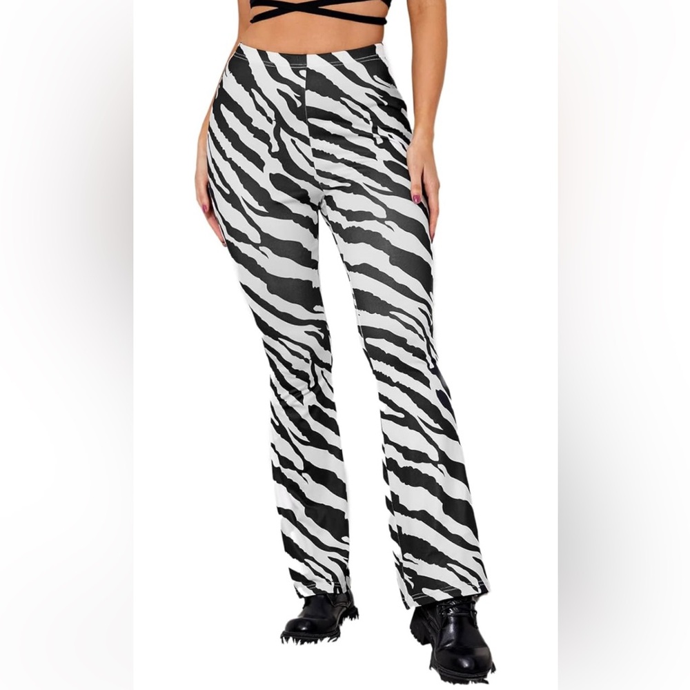 NWT No Label Size L Black and White Zebra Striped Print Pants